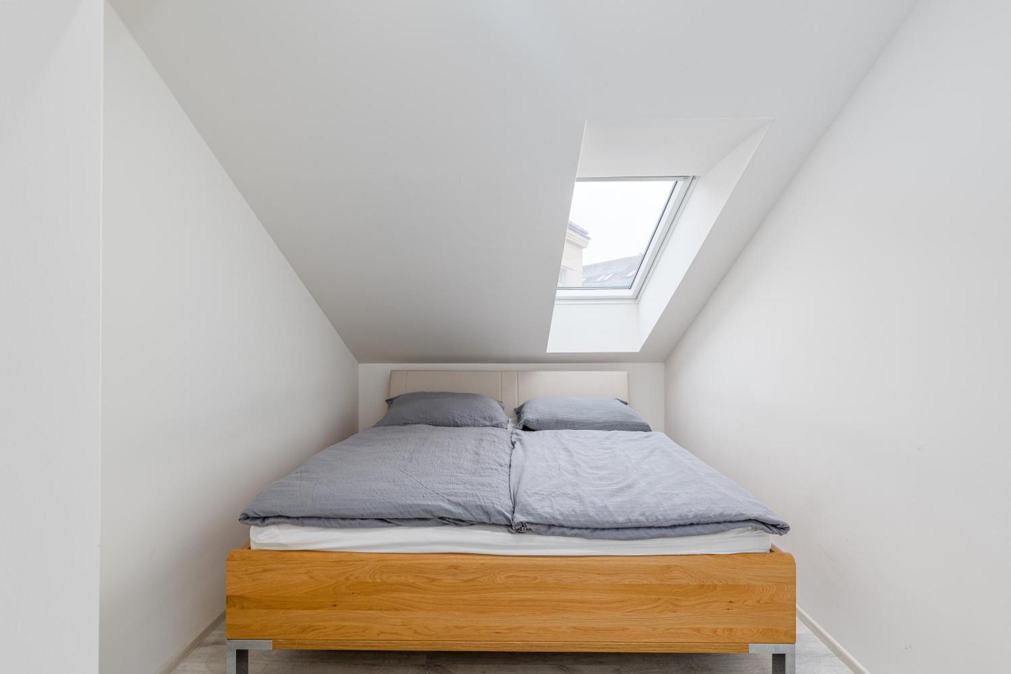 Apartment Cimburkova Прага Екстериор снимка