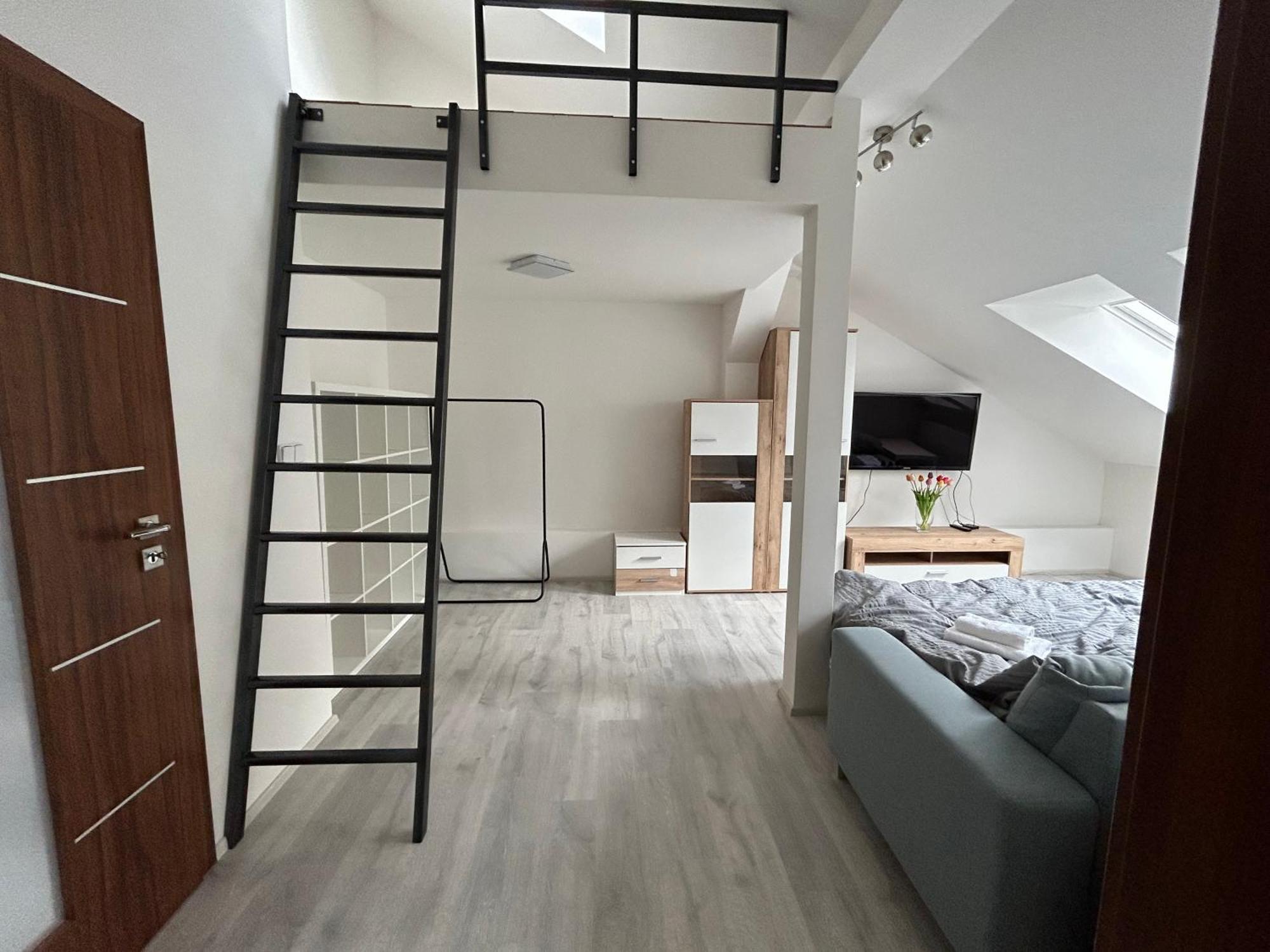 Apartment Cimburkova Прага Екстериор снимка